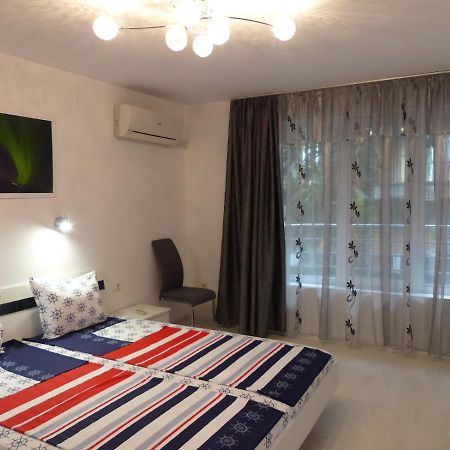 Apartament Holiday Burgas by Eksteriør bilde